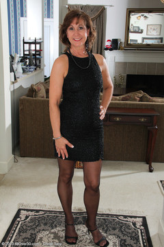 Elegant and 453 year old Lynn from AllOver30 slips off her evening dress AllOver30 Free